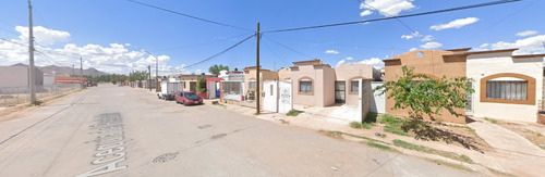 Casa En Remate En Los Girasoles Iii Etapa, 31384 Chihuahua, Chihuahua.-sk20