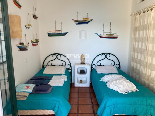 Imagem 18 de 30 de Maravilhosa Casa 3 Quartos Em Angra Dos Reis/ Vista Mar/piscina/sauna - Fwbl01 - 70504616