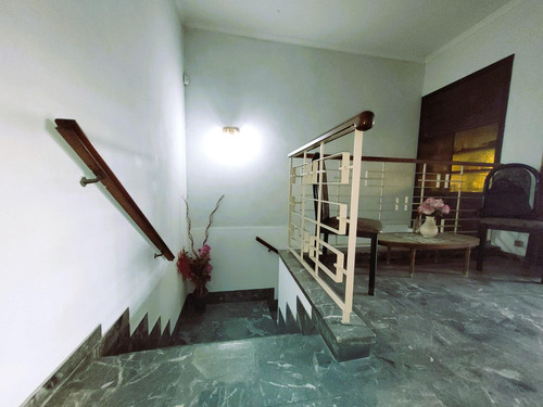 Venta Casa Planta Alta 4 Ambientes- Sarandi