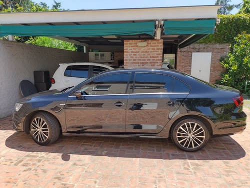 Volkswagen Vento 1.4 Highline 150cv 2017