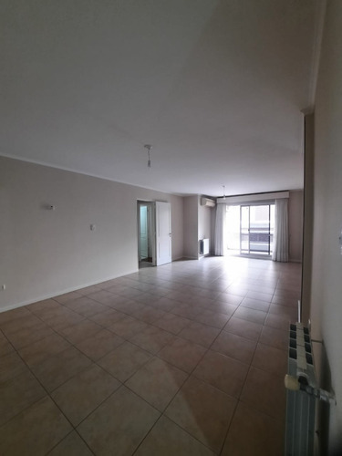Haz Realidad Tu Sueño!! Venta Departamento 2 Dorm. B° Gral. Paz C / Cochera. Categoria!