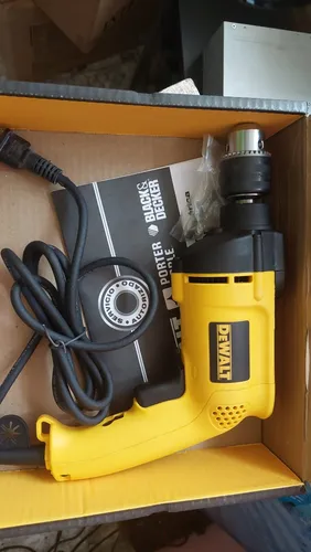 Taladro Percutor Eléctrico De 13mm Dewalt Dw508sb3 800w 120v