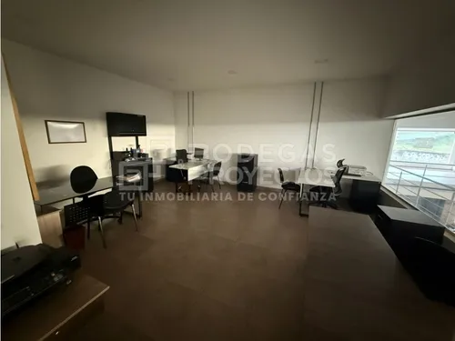 Bodega Disponible Para Arriendo En Copacabana