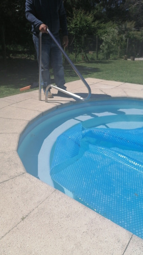 Imagen 5 de 5 de Reparacion En Piscinas Fibra D Vidrio Y Hormig. Bombas Servi