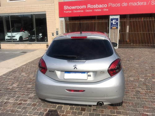 Peugeot 208 2019 1.6 Feline 11300 Km