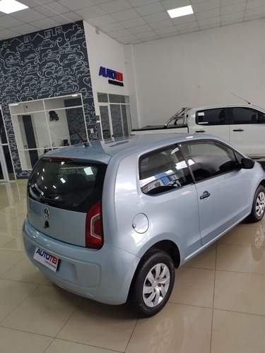 Imagen 5 de 22 de Volkswagen Up! 2015 1.0 Move Up! 75cv 3 P