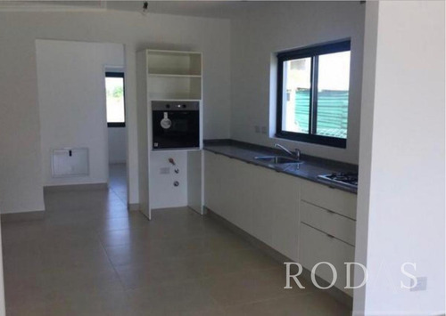 Imagen 9 de 10 de Casa En Venta Puertos Barrio Vistas Una Planta. 3 Dorm, Jardín, Dependencia
