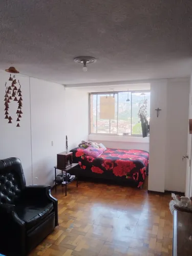 Apartamento En Centro De Medellin 142 M2 Piso 14 (a)
