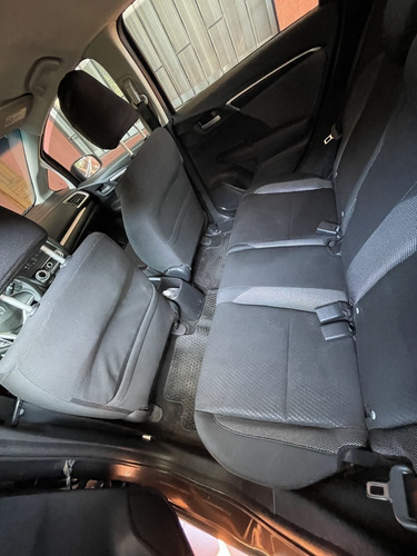 Imagen 15 de 25 de Honda , Wrv 1.5 Automático