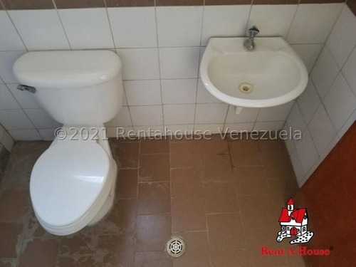 Imagen 7 de 12 de Casa Con Potencial Para Ampliar Ubicada En Urbanismo Privado Palo Negro Mfc22-1961