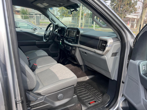 Ford F-150 XLT 3.3 4X2