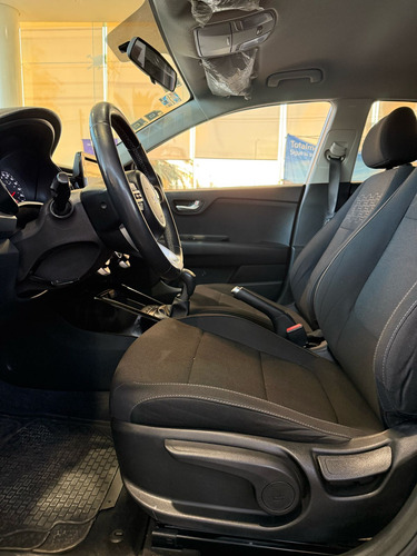Kia Rio 1.6 Lx Sedan Mt
