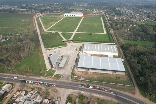 Terreno Fraccion  En Venta En Parque Industrial,  Moreno