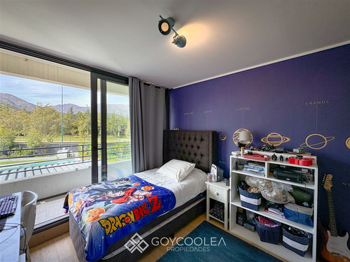 Casa En Venta De 4 Dorm. En Lo Barnechea