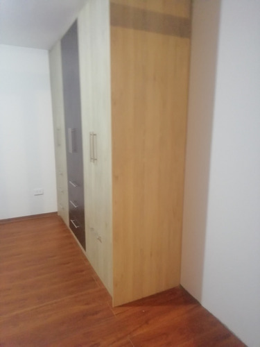 Imagen 9 de 11 de Cómoda Suite Para Estudiante, O Profesional .