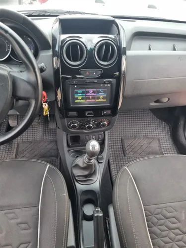Renault Duster Oroch 2.0 Mt