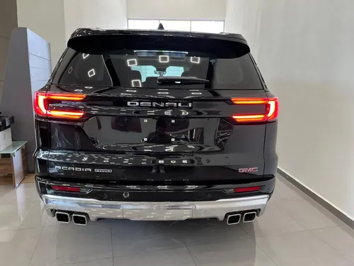 GMC Acadia 2.5 Denali At