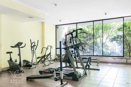 Depto En Venta Las Condes 2 Dorm, 2 Baños. Excelente Estado