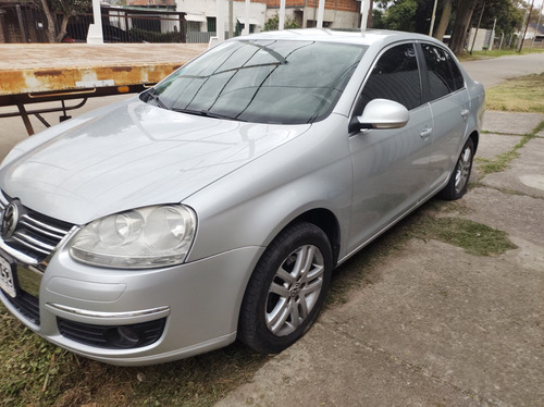 Volkswagen Vento 2.5 Luxury Tiptronic 170cv