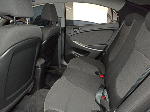 Hyundai I25 Accent 1.6 Aut.2013 Hcl685