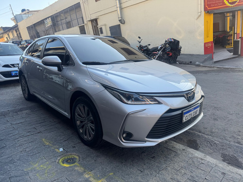 Toyota Corolla 1.8 Altis Hybrid Flex Aut. 4p Hibrido Flex