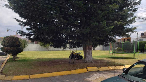 Casa Amueblada En Renta Sobre Av Tecnologico A 100 Mts Del Tren Interurbano