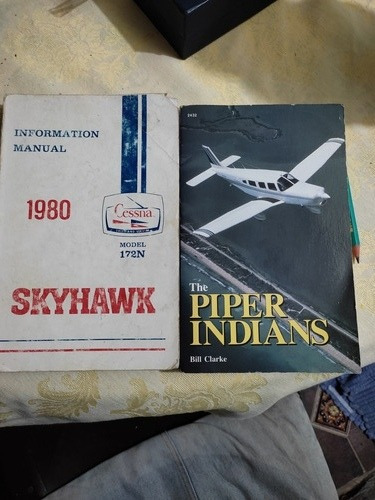 Lote De 2 Libros Piper - Cessna Aviones En Inglés 