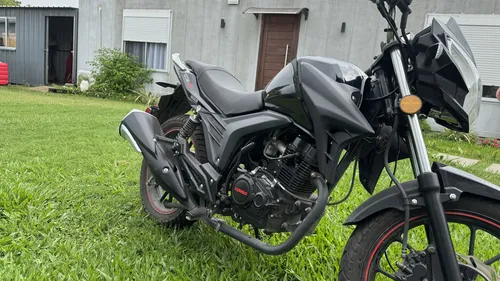 Yumbo Gtr 125 - 4500km - 125cc - Año 2023