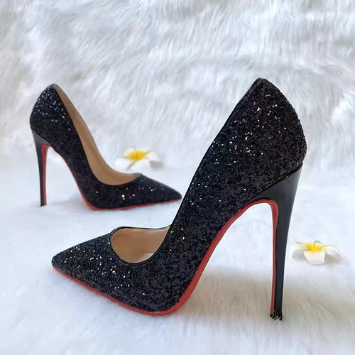 N Salto Alto Preto Com Solado Vermelho E Preto Tamanho
