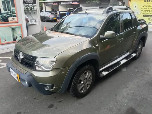 Carros y Camionetas Renault Duster Oroch Verde TuCarro