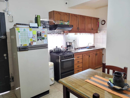 Casa Chalet En Venta En Moreno