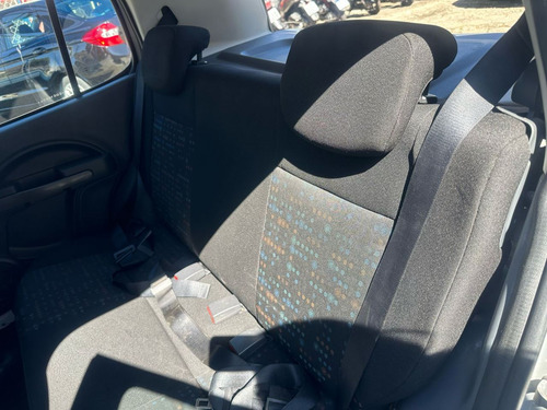 Fiat Uno 1.0 8V (FLEX) 4P