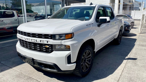 Chevrolet Silverado 1500  4.3 L