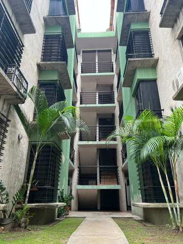 Imagen 1 de 10 de Apartamento En Solanas Del Avila