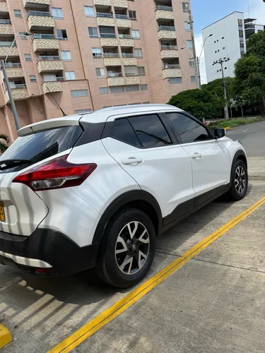 Nissan Kicks 1.6 Sense