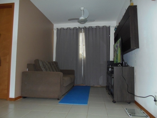 Imagem 10 de 15 de Apartamento Grande Com 2 Quartos, Armários À Venda, 50 M² - Piedade - Aea2702