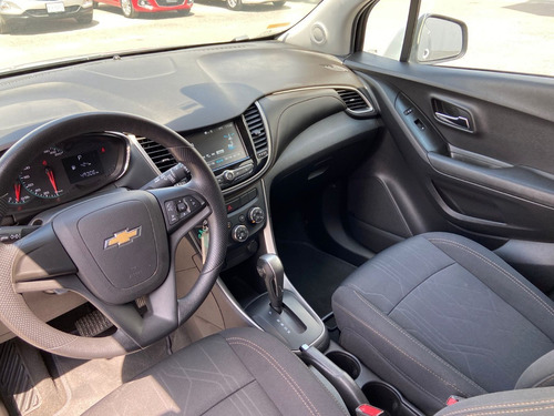 Imagen 7 de 14 de Chevrolet Trax