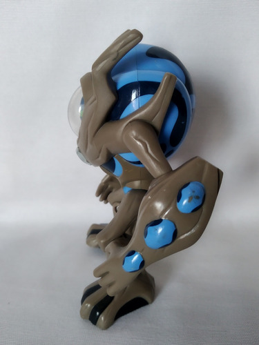 Imagen 4 de 4 de Ultimate Swampfire Alien Ben 10 Bandai