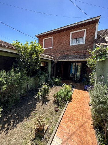 Casa En Venta En Zona Chauvin, Mar Del Plata.