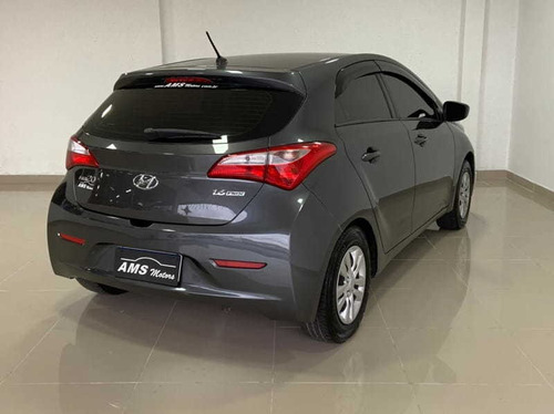 Imagem 3 de 8 de Hyundai Hb20 Comfort Plus 1.6 Flex 16v Mec. 2015