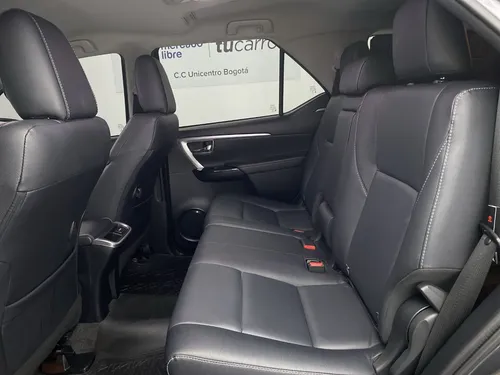 Toyota Fortuner 2.7 Srv At 4x2