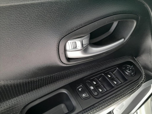 Jeep Renegade 1.8 16V FLEX 4P AUTOMÁTICO