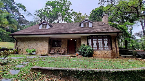 Casa Sobrado Com Jardim Grande E Garagem Com Edícula (valor Negociável), Na Serra Da Cantareira