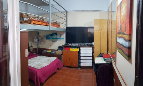 Imagen 19 de 28 de Av. Córdoba Al 4100, Palermo. Ph Sin Expensas. Planta Baja. Superficie 62 M2. 2 Ambientes Más 2 Entrepisos Que Pueden Ser Otros 2 Dormitorios. Patio Con Techo Rebatible. Reciclado Con Caños Y Cables