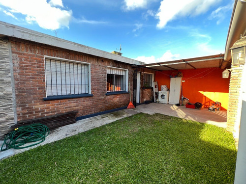 Imagen 15 de 25 de Casa En Pando, 3 Dormitorios, Garaje Para Dos Vehículos