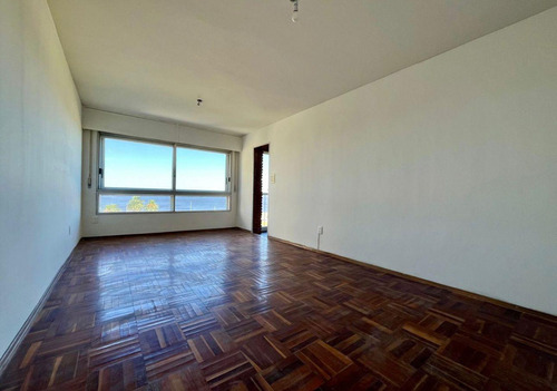 Venta Apartamento 3 Dormitorios 2 Baños Y Garaje Frente A Rambla Palermo