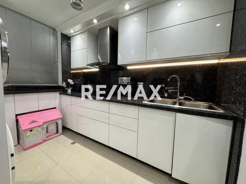 Apartamento En Venta En Urbanización Base Aragua