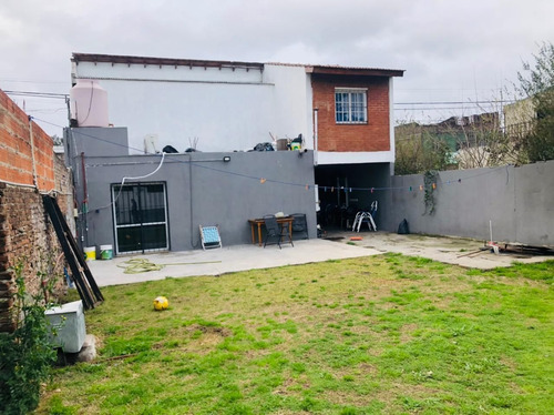 Imagen 11 de 14 de Casa En Venta En Villa De Mayo