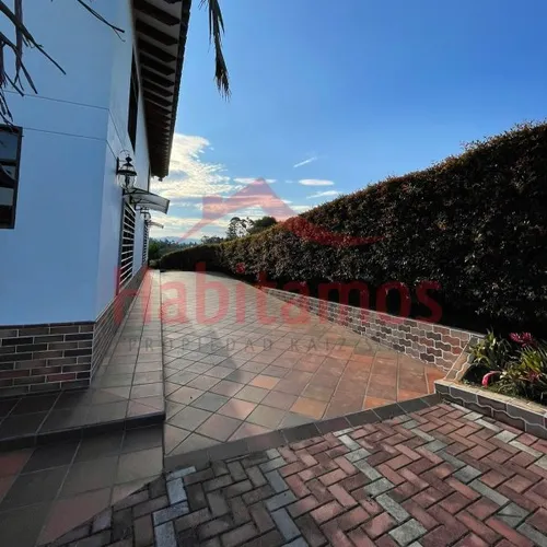 Casa-finca En Venta En Carmen De Viboral - Vereda Cristo Rey Cod 68244