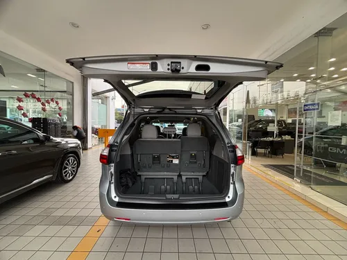 Toyota Sienna 3.5 Xle Piel At